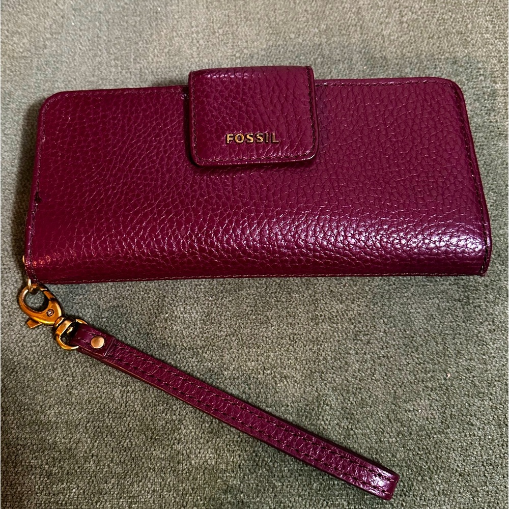 Fossil Logan Leather RFID Tab Clutch Zip All-Around Wallet